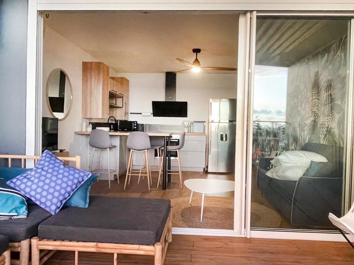 Le Petrel Bleu - Appartement Sur La Plage Des Tortues A แซ็งต์-เลอ ภายนอก รูปภาพ